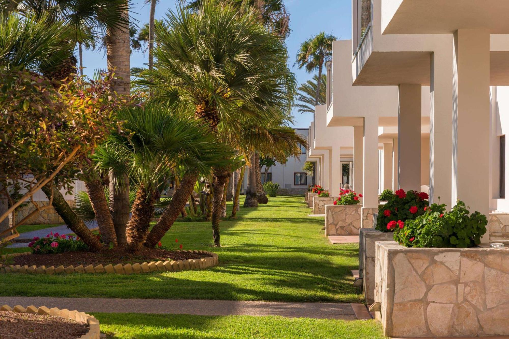 Alua Suites Fuerteventura Коралео Екстериор снимка