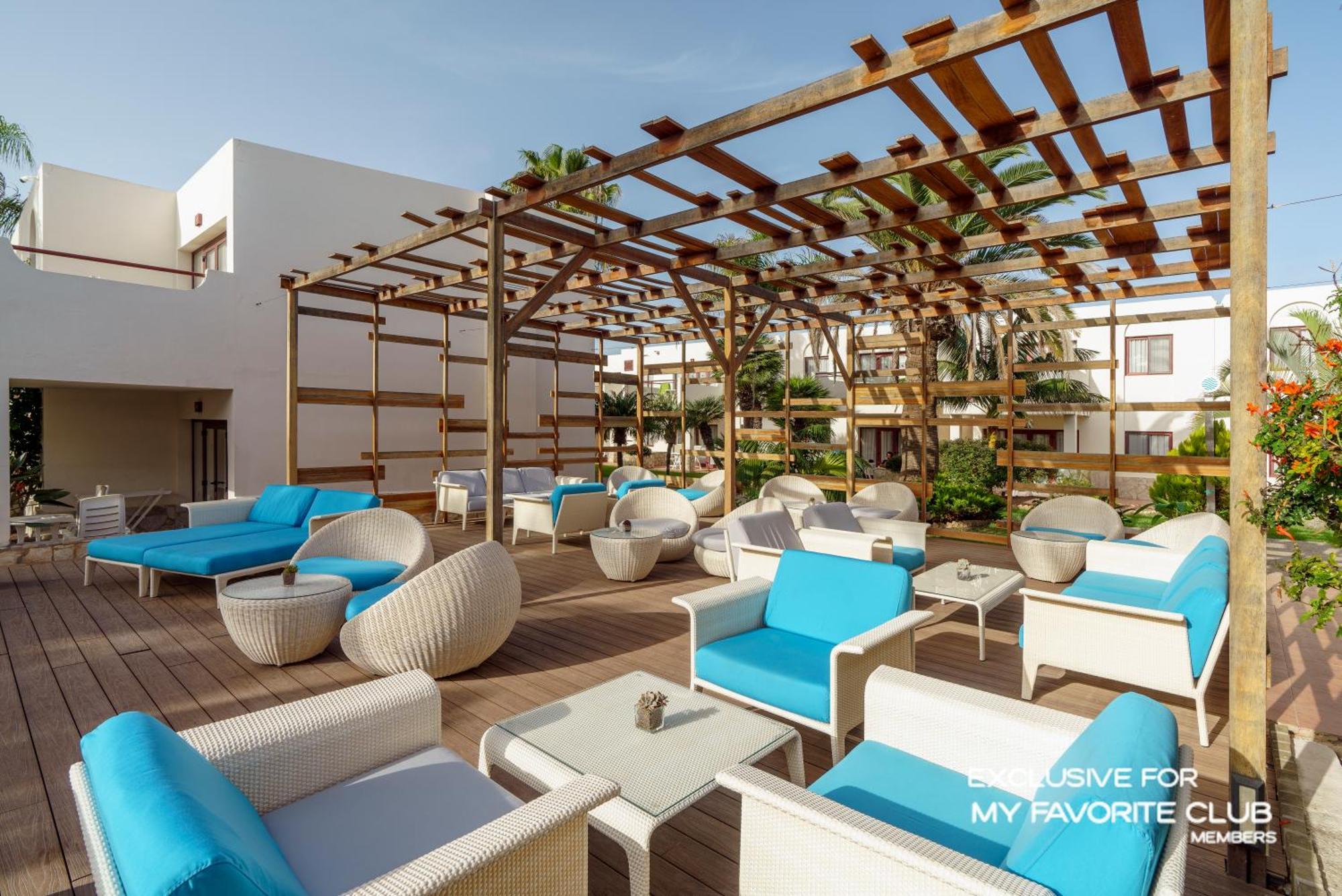 Alua Suites Fuerteventura Коралео Екстериор снимка