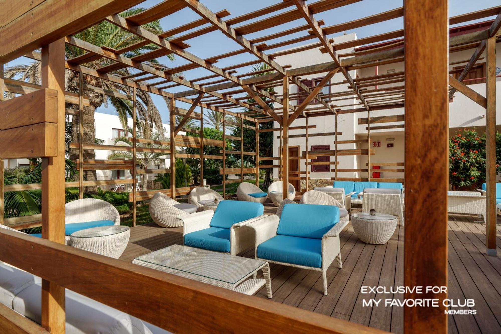 Alua Suites Fuerteventura Коралео Екстериор снимка